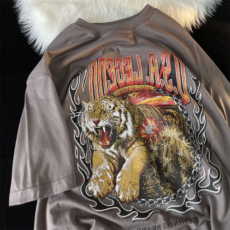 Streetwear Brand Of The Year - Trendy Streetwear Tiger Year Print Short
