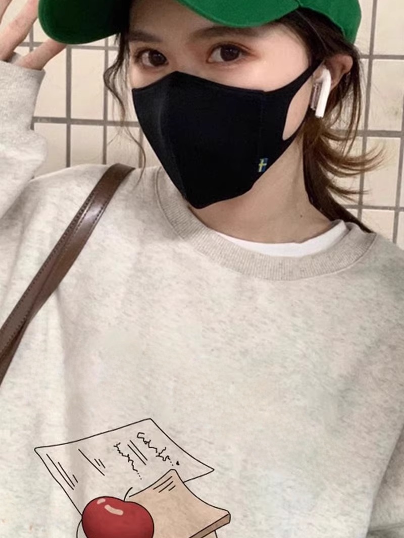 American Retro Loose Fit Long  - Streetwear Brand Of The Year review and price