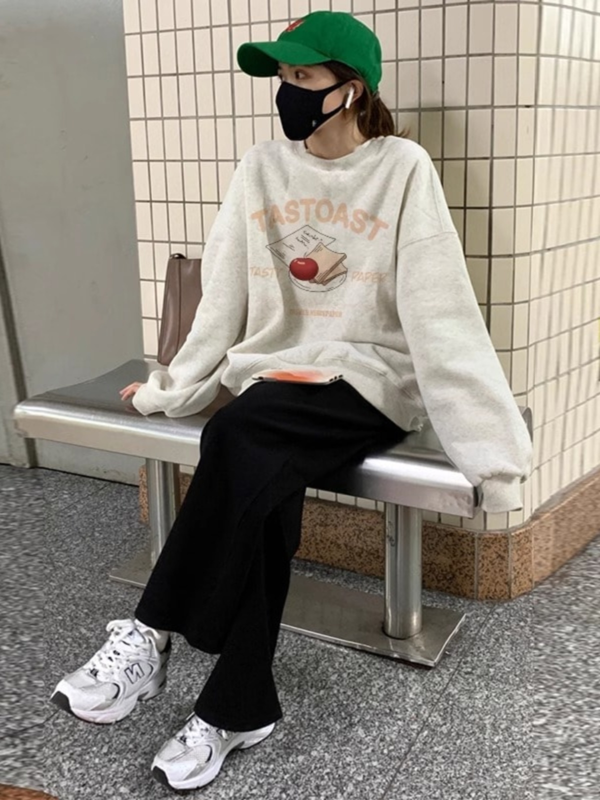 American Retro Loose Fit Long  - Streetwear Brand Of The Year review and price